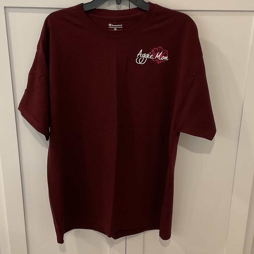 Champion Texas A&M “Aggie Mom” Logo Burgundy Short Sleeve Tee